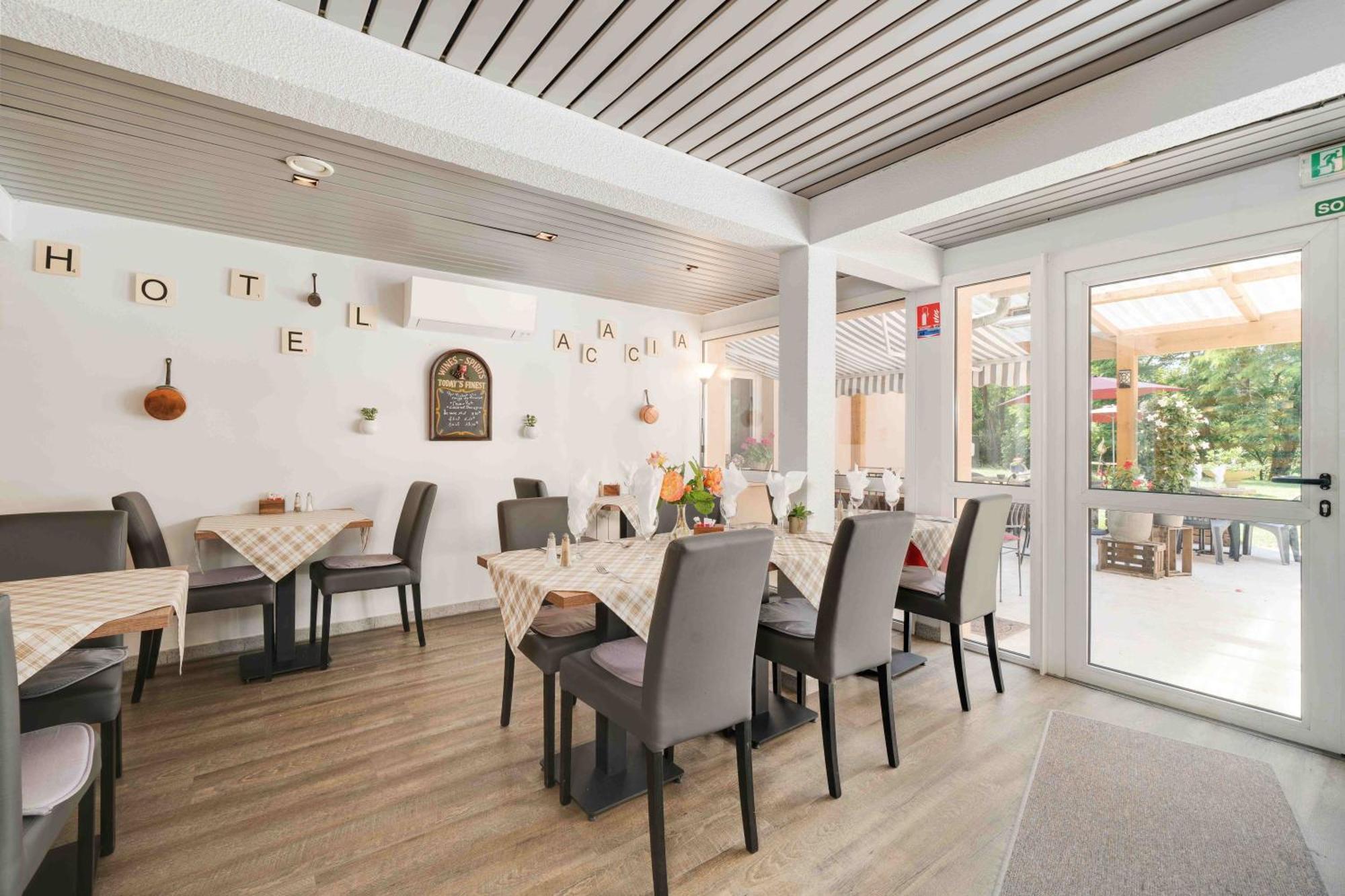 Hotel Acacia Nancy Sud Luneville Moncel-lès-Lunéville Εξωτερικό φωτογραφία