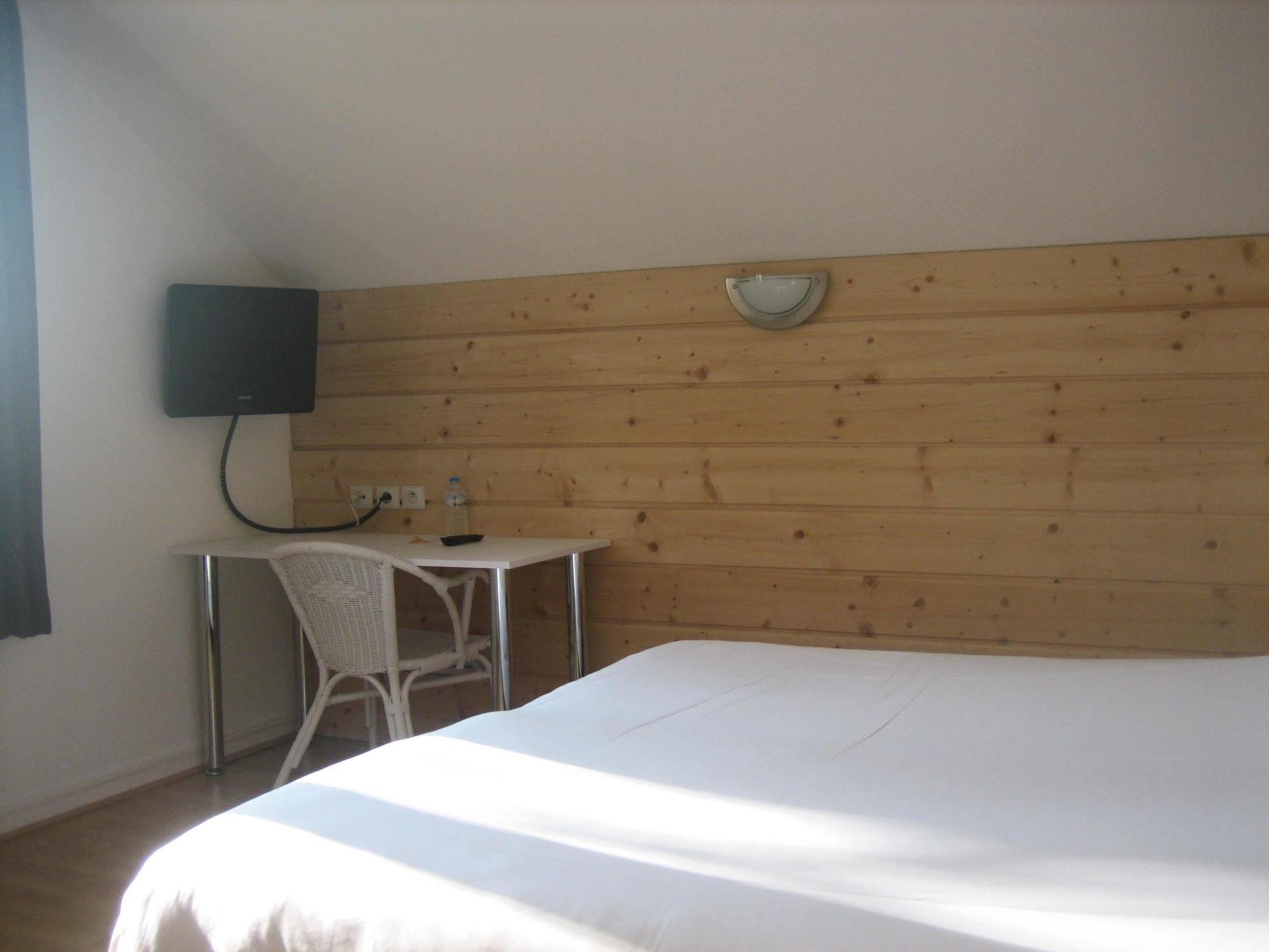 Hotel Acacia Nancy Sud Luneville Moncel-lès-Lunéville Εξωτερικό φωτογραφία